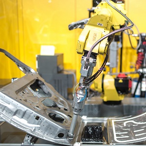FANUC Robotları otomotiv sektöründe farkını ortaya koyuyor